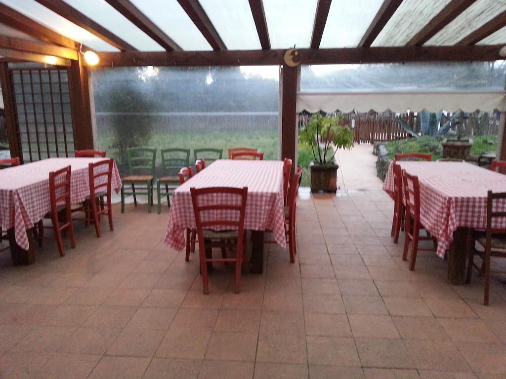 Agriturismo "La Rosa Canina" Panzió Lerici Kültér fotó